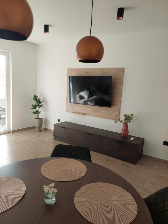 Apartmani Diana Biograd Na Moru Exterior photo