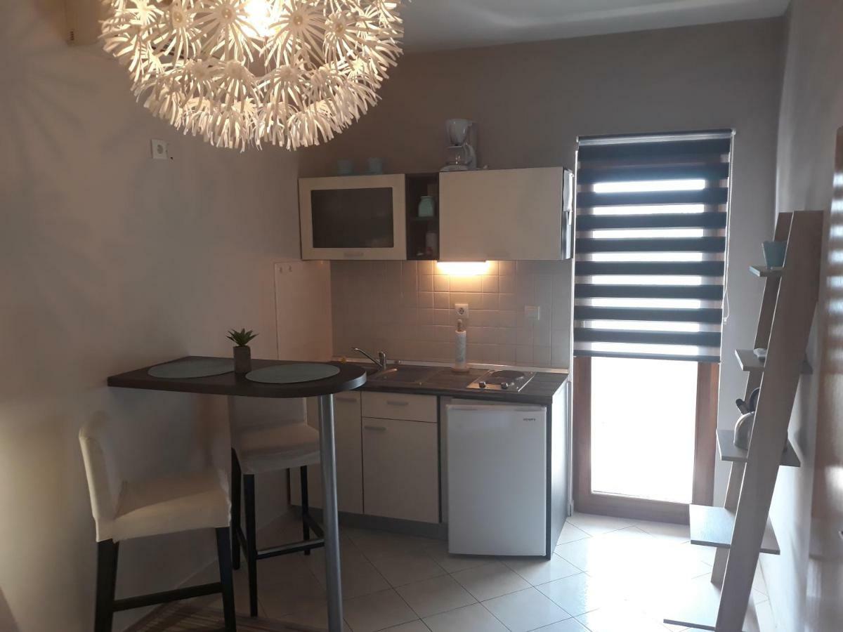 Apartmani Diana Biograd Na Moru Exterior photo