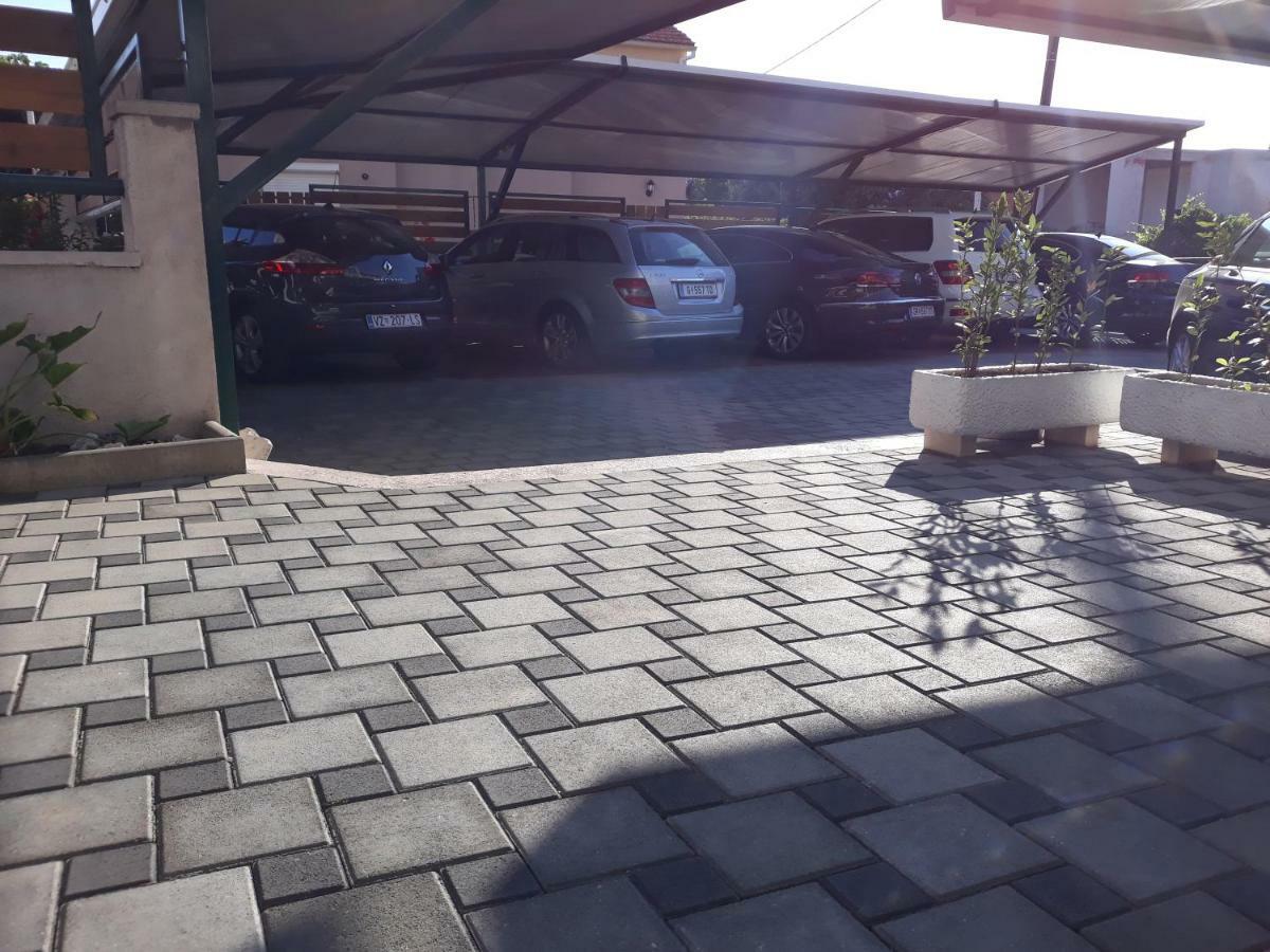 Apartmani Diana Biograd Na Moru Exterior photo