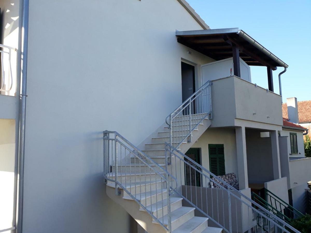 Apartmani Diana Biograd Na Moru Exterior photo