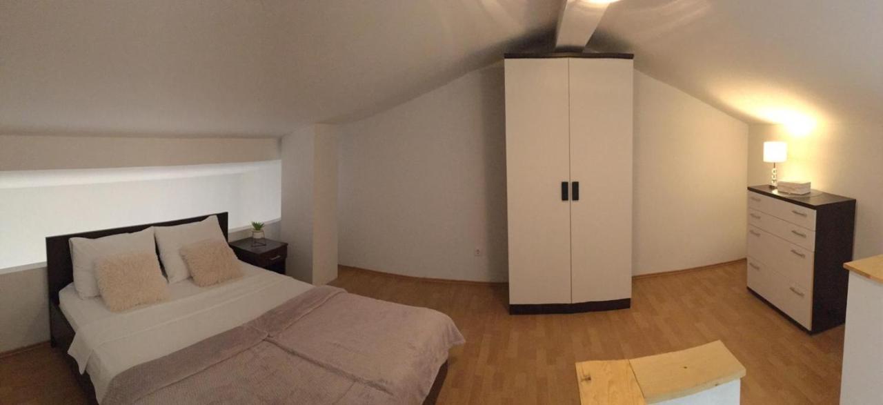 Apartmani Diana Biograd Na Moru Exterior photo