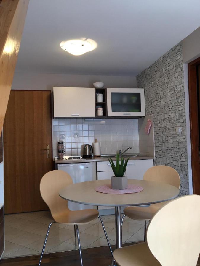 Apartmani Diana Biograd Na Moru Exterior photo